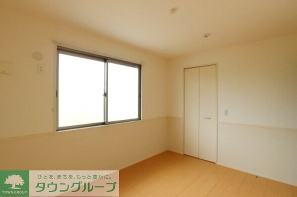 クレストパーク Eの物件内観写真